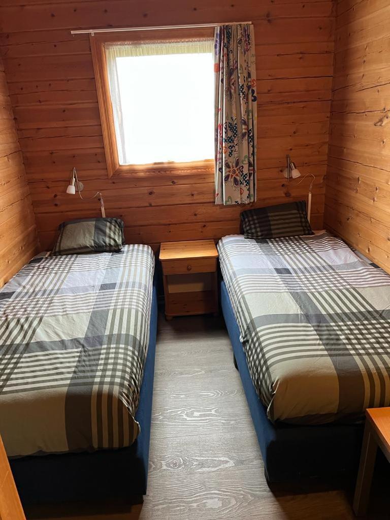 2 Bedroom Fins Chalet Gramsbergen Exterior foto